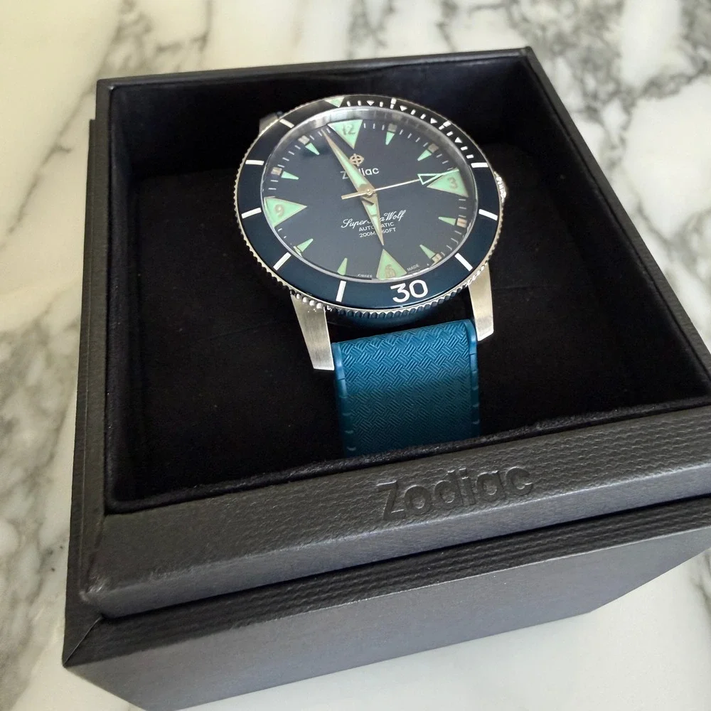 Zodiac Super Sea Wolf Automatic 200M Teal Blue Dial Rubber Strap Watch ZO9217
